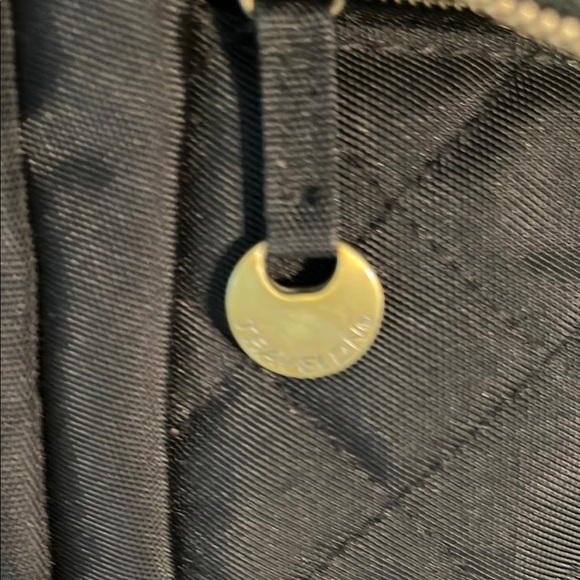 Travelon Black and Gold Crossbody Bag with Adjustable Strap - Picture 3 of 9